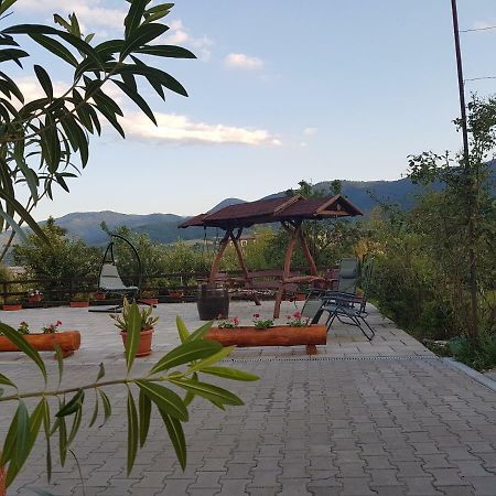 Hotel Heaven Sălişte Esterno foto