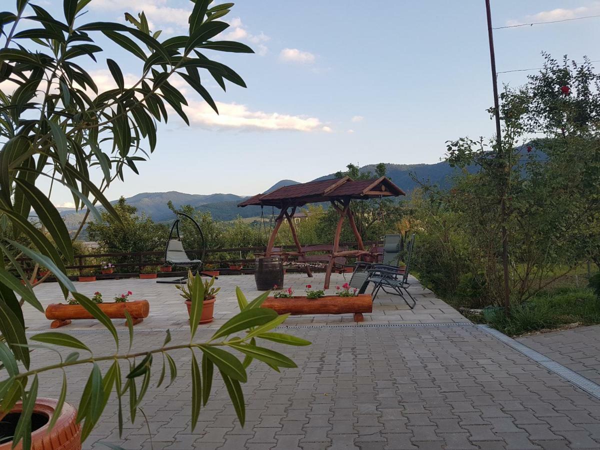 Hotel Heaven Sălişte Esterno foto